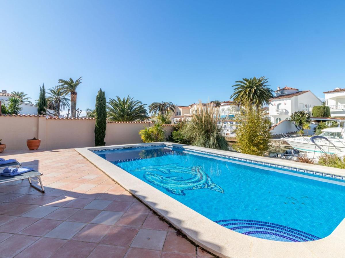 Holiday Home Bonica By Interhome Ampuriabrava Exterior foto
