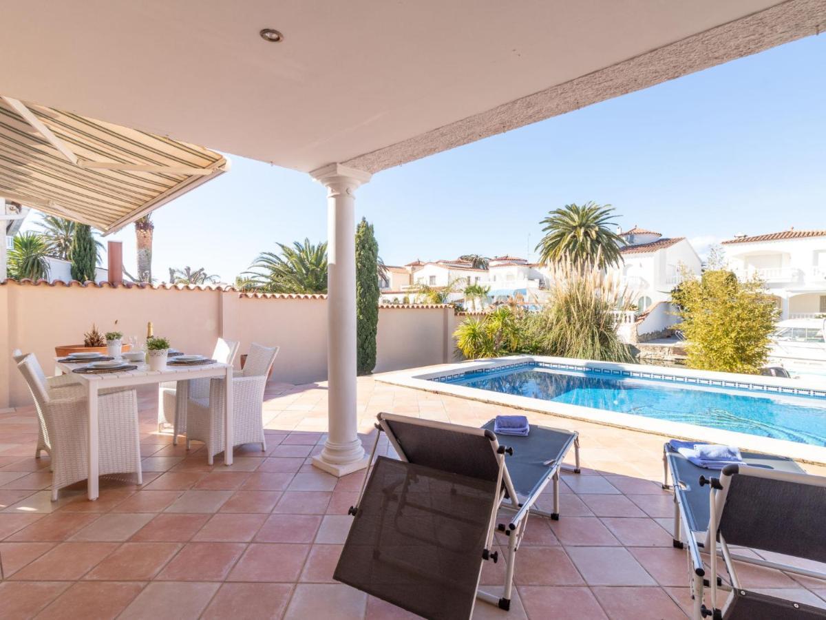 Holiday Home Bonica By Interhome Ampuriabrava Exterior foto
