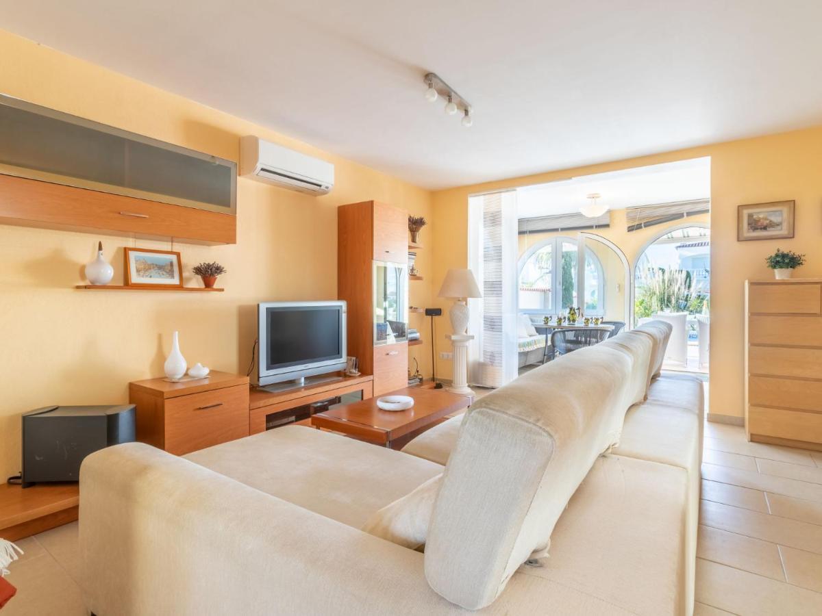 Holiday Home Bonica By Interhome Ampuriabrava Exterior foto